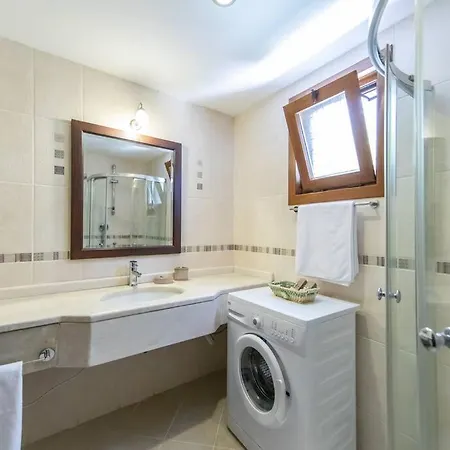 Апартаменты Sleeps 2, Modern With Shared Pool - Awz 304, 2